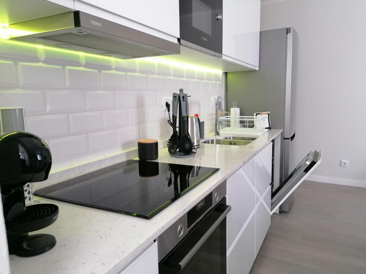 Miragaia Star Apartment Angra do Heroismo Bagian luar foto