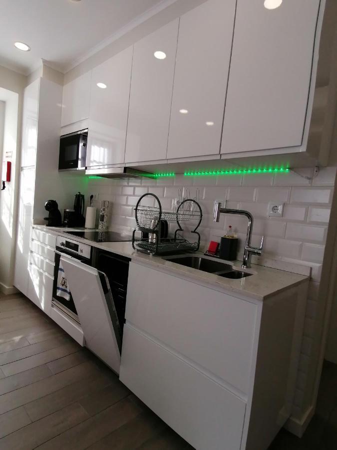 Miragaia Star Apartment Angra do Heroismo Bagian luar foto